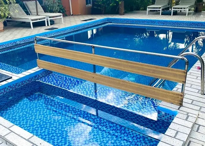 Alha Villa *